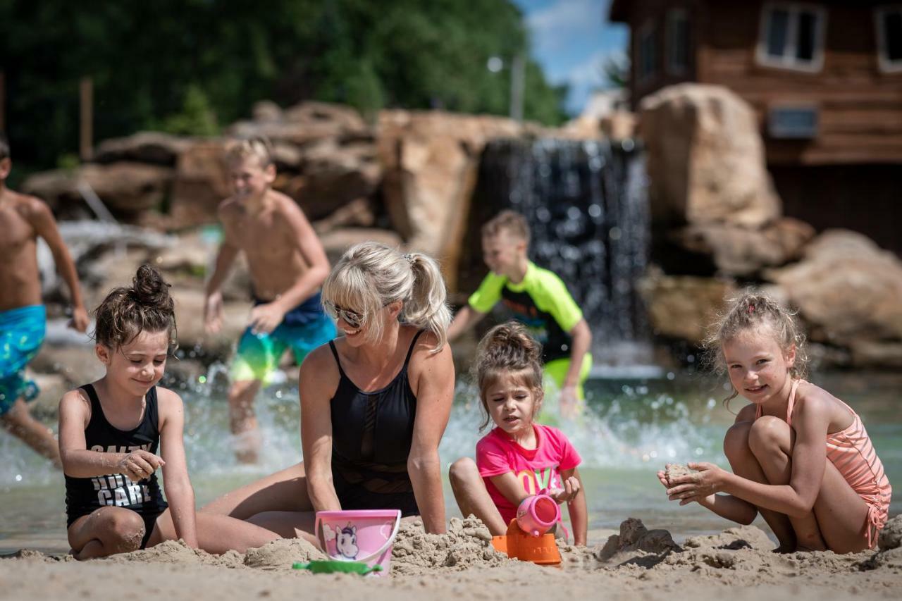 The Vue Boutique Hotel & Boathouse Wisconsin Dells Eksteriør bilde